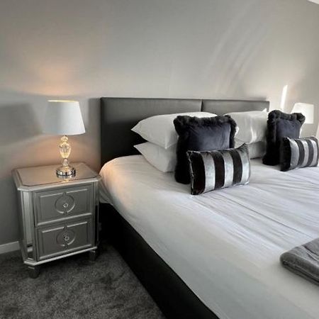 Modern & Spacious 2 Bed Merchant City Apart-High St 글라스고 외부 사진
