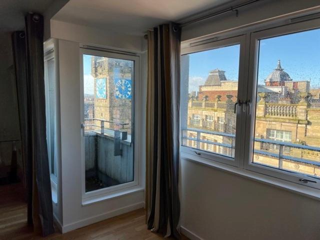 Modern & Spacious 2 Bed Merchant City Apart-High St 글라스고 외부 사진